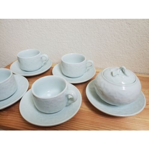 10 Piece Tea Cups Saucers Creamer‎ Set Chinese Pale Green Textured Floral - Picture 9 of 10
